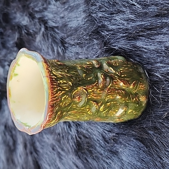 HANDMADE POTTERY VASE. - Picture 3 of 6